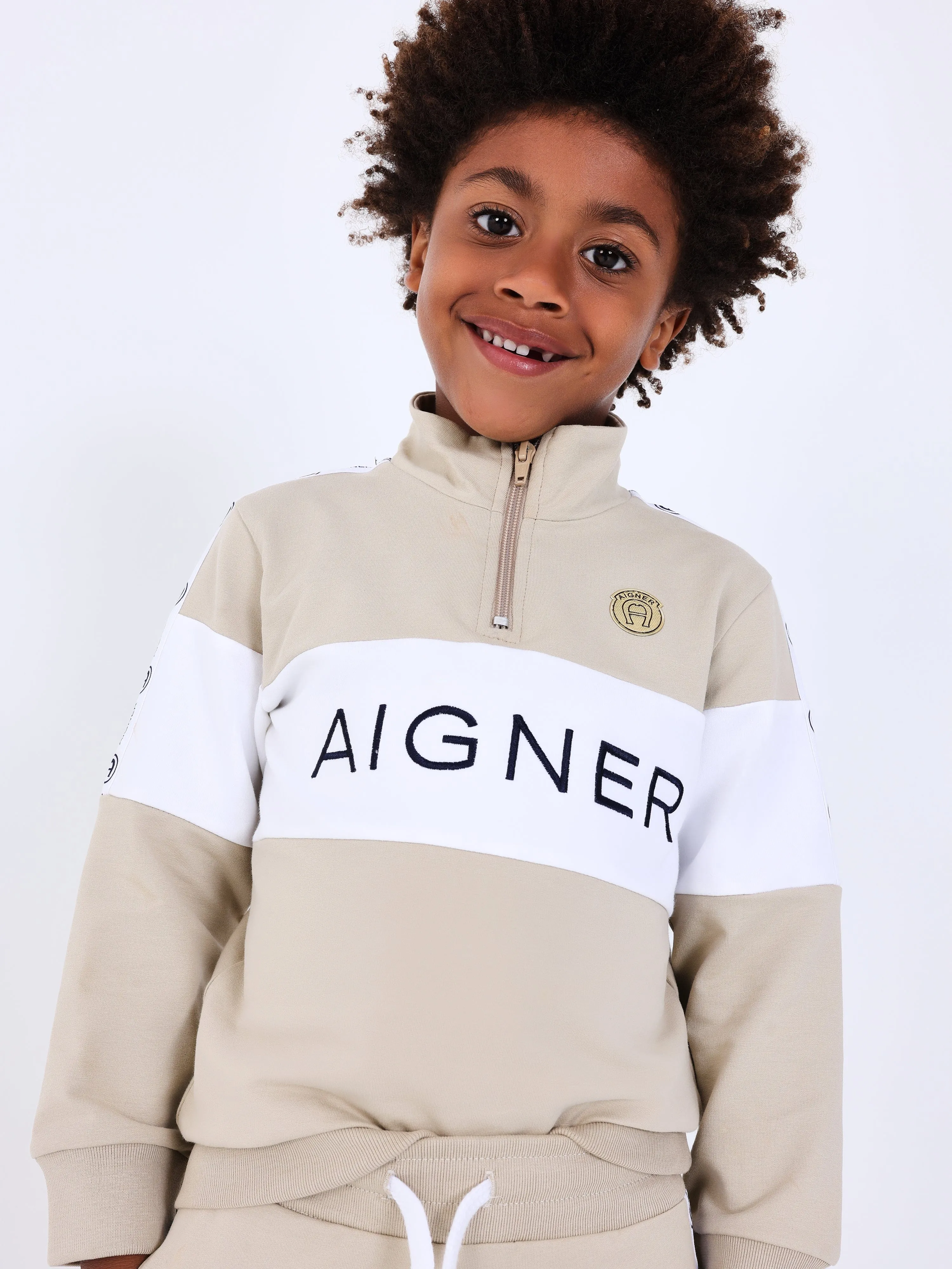 Aigner Boys Logo Sweatshirt in Beige