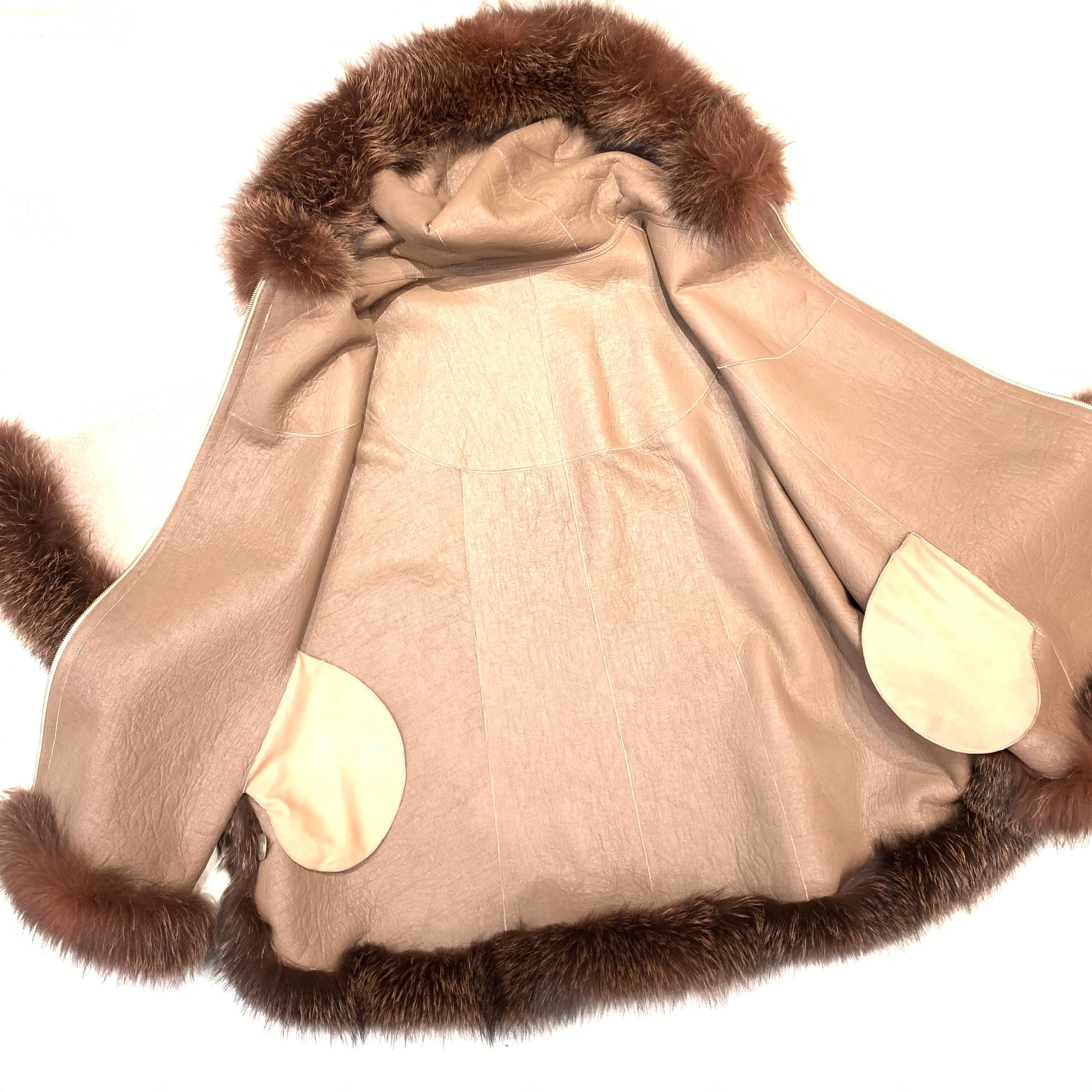 Barya NewYork White Wool Hooded Fox Fur Poncho