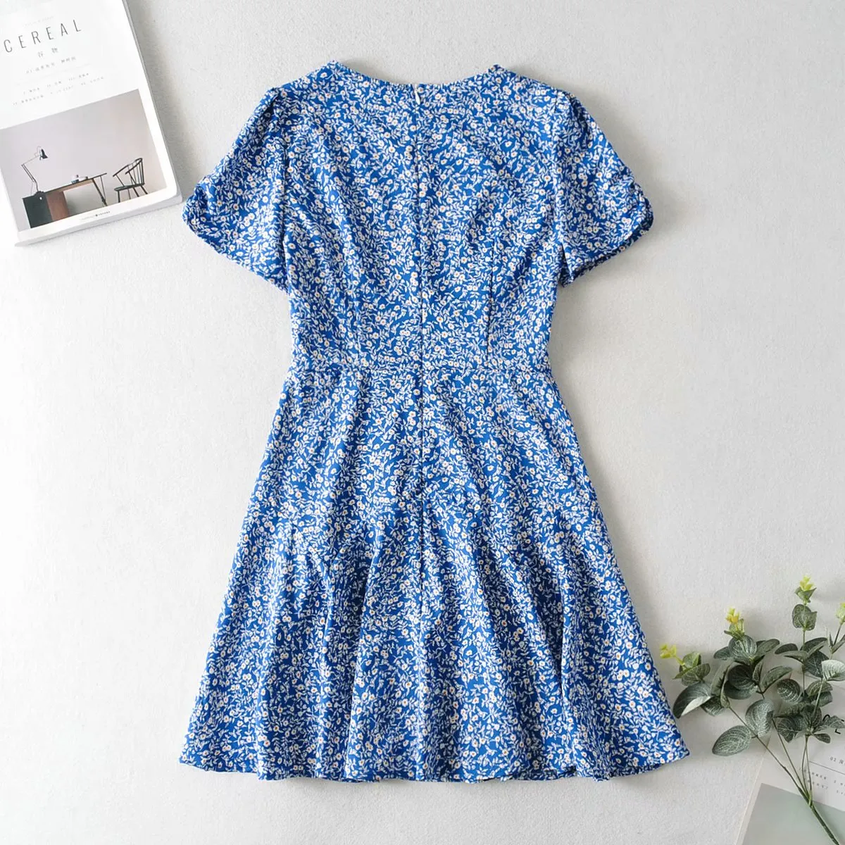 Chic Floral V Neck Summer Dress