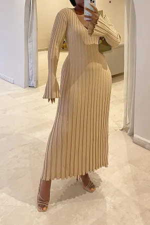 Chic Pleated Trumpet Sleeve Dress