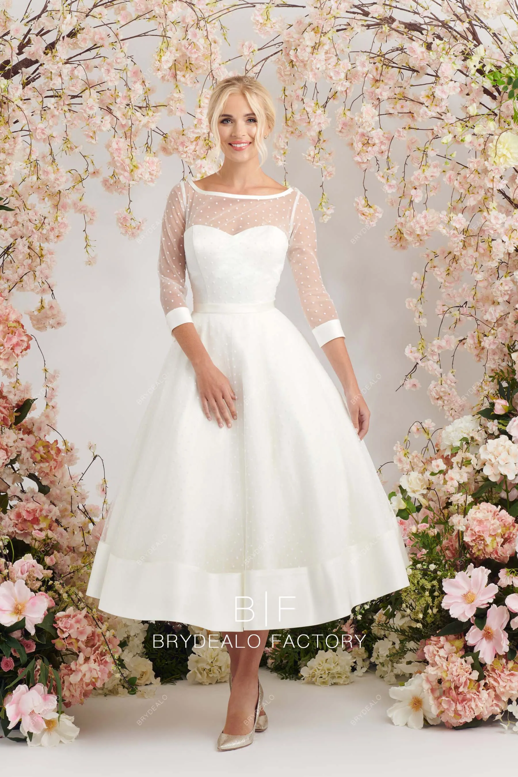 Dot Tulle 3/4 Sleeves Illusion Neck 1950s Tea-Length Bridal Dress