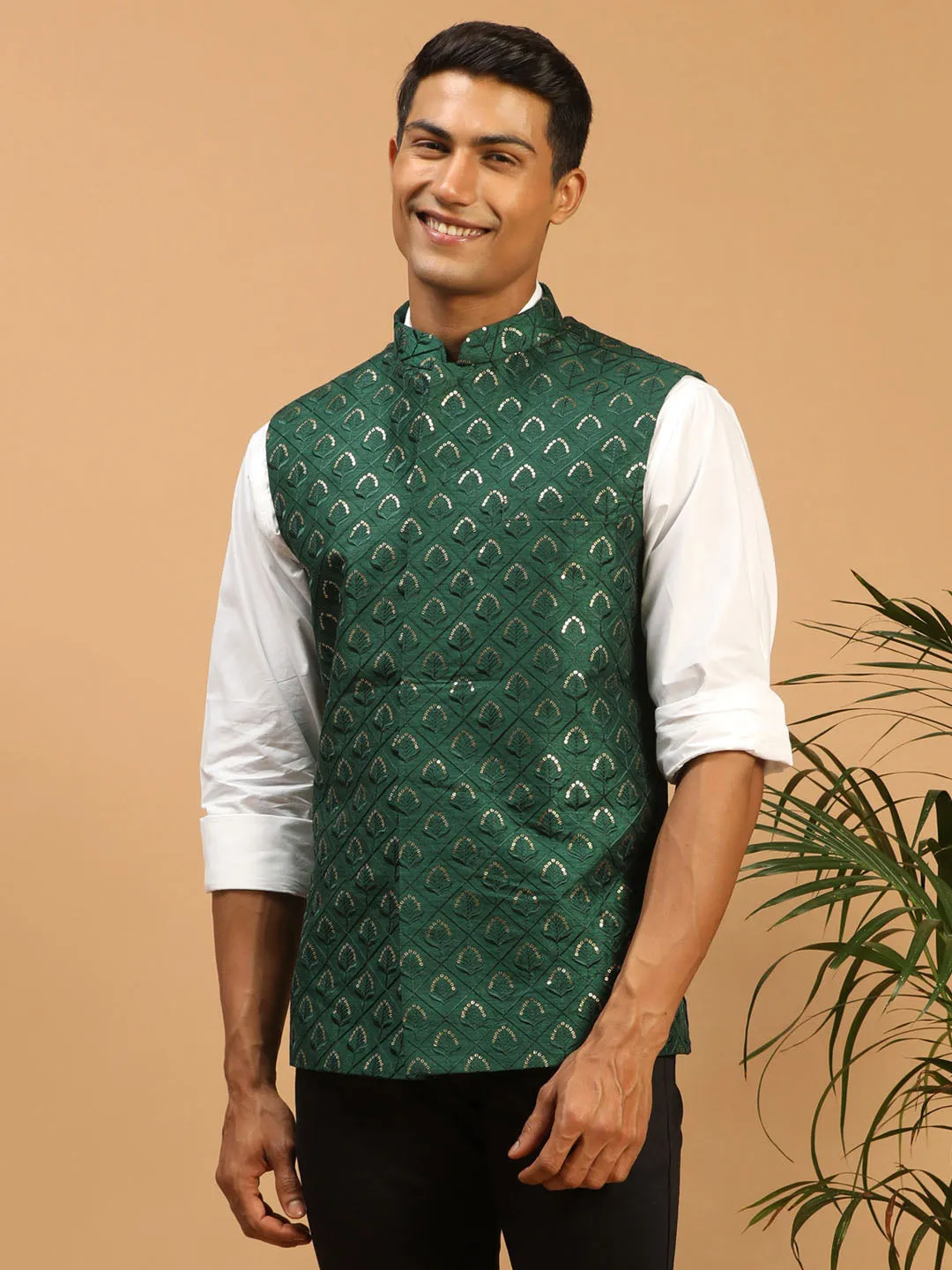 Jashvi Men's Green Embellishd Ethnic Nehru Jacket