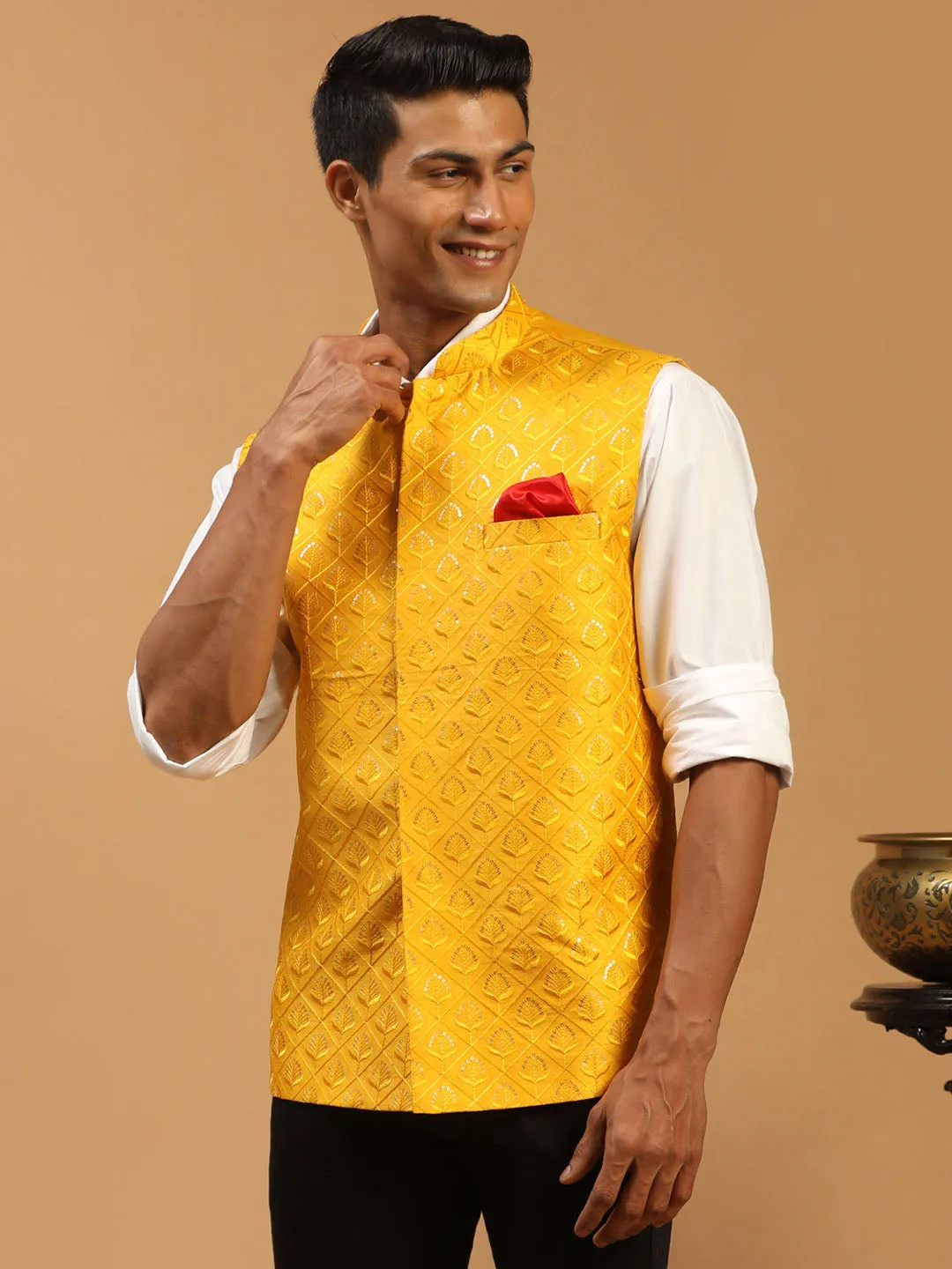 Jashvi Men's Yellow Embellished Ethnic Nehru Jacket