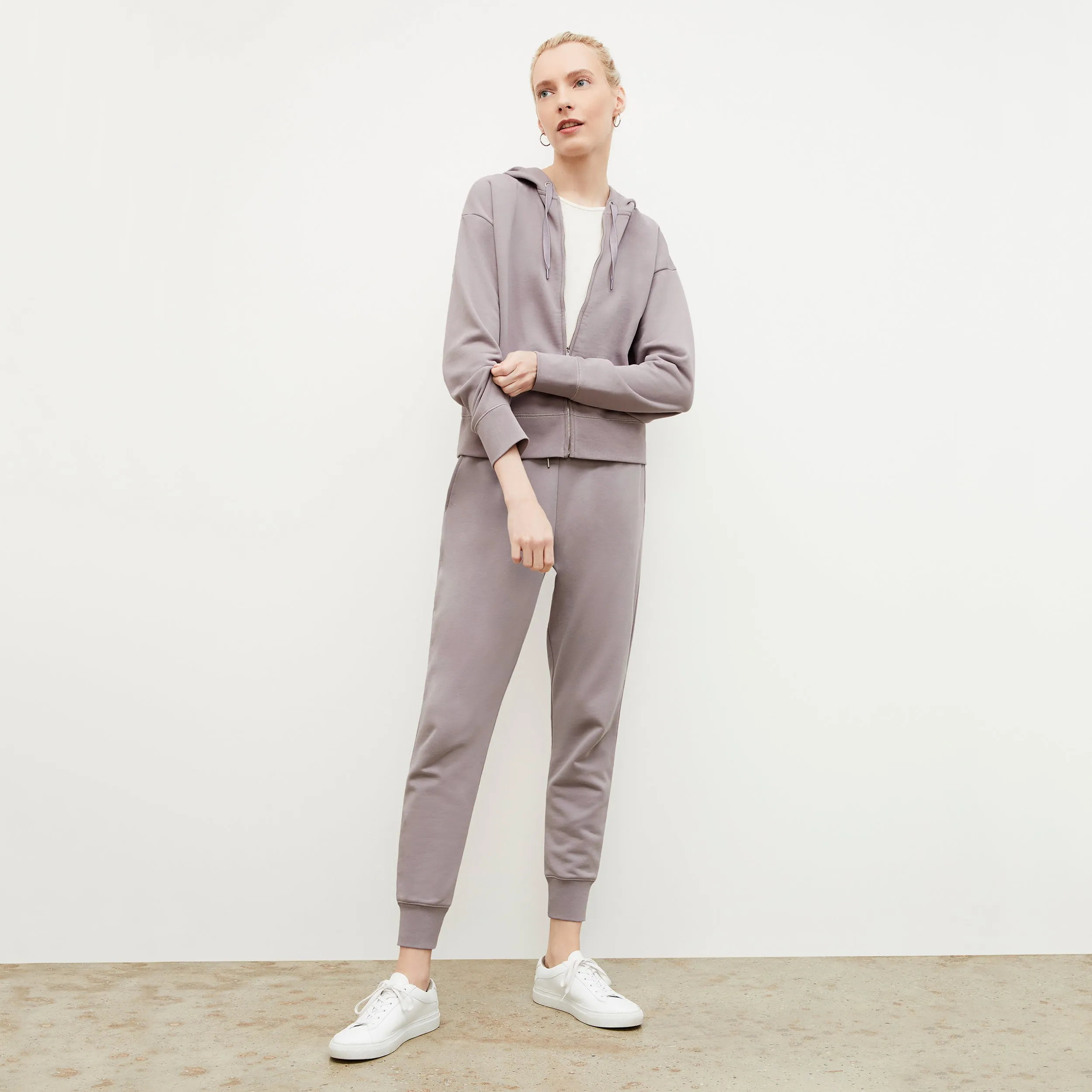 Joni Jogger - French Terry :: Wisteria