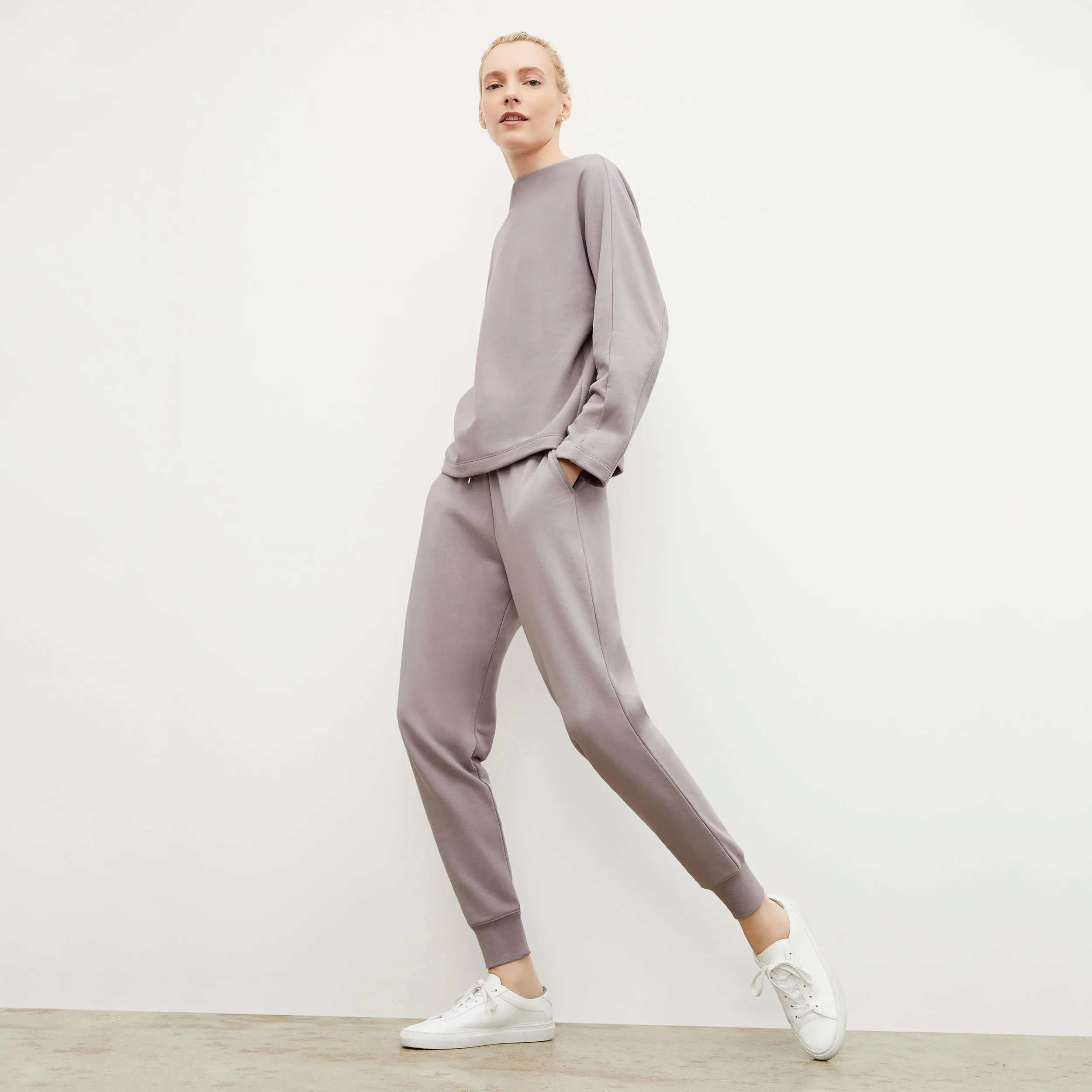 Joni Jogger - French Terry :: Wisteria