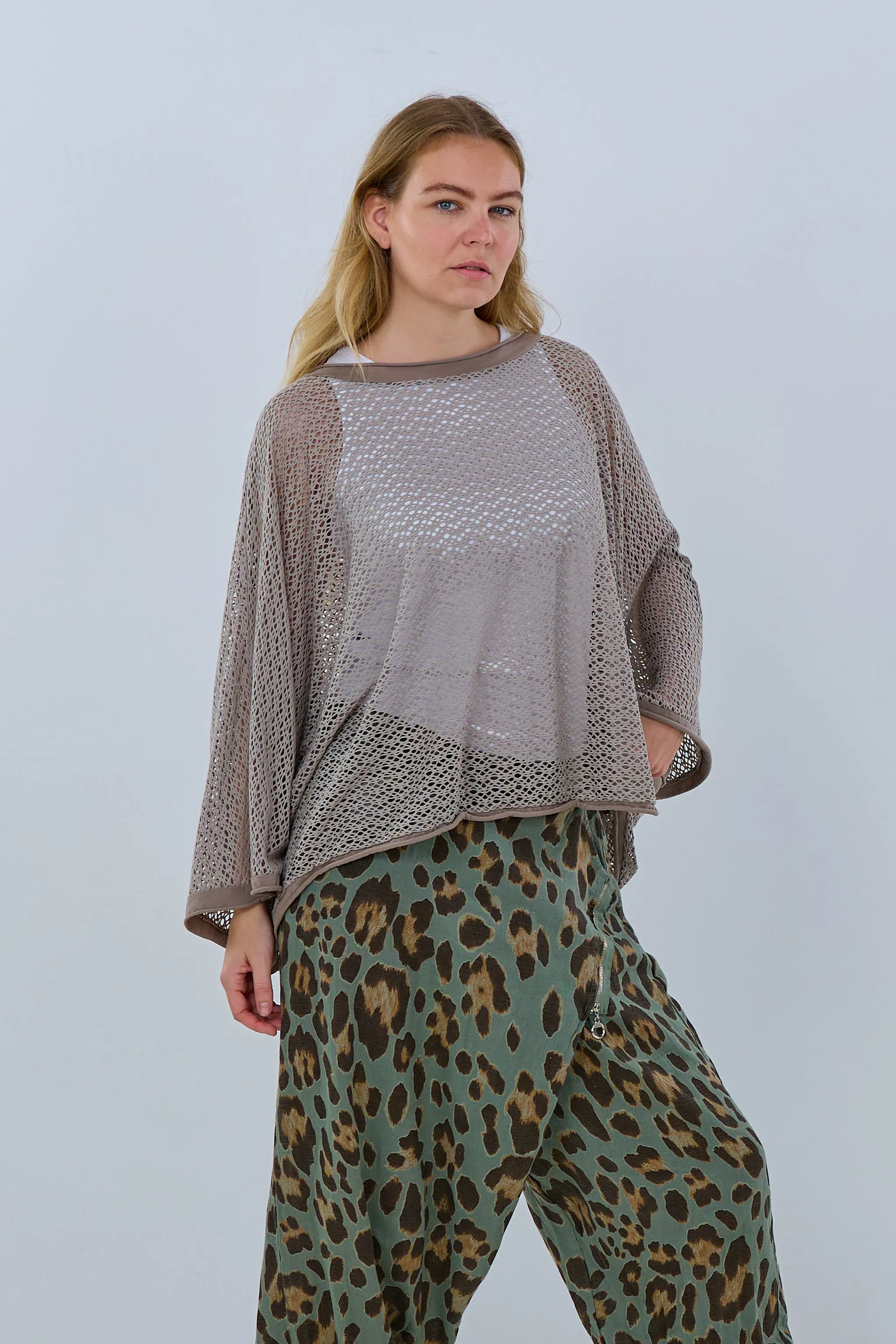 Lochstrick Shirt im Poncho-Style, taupe