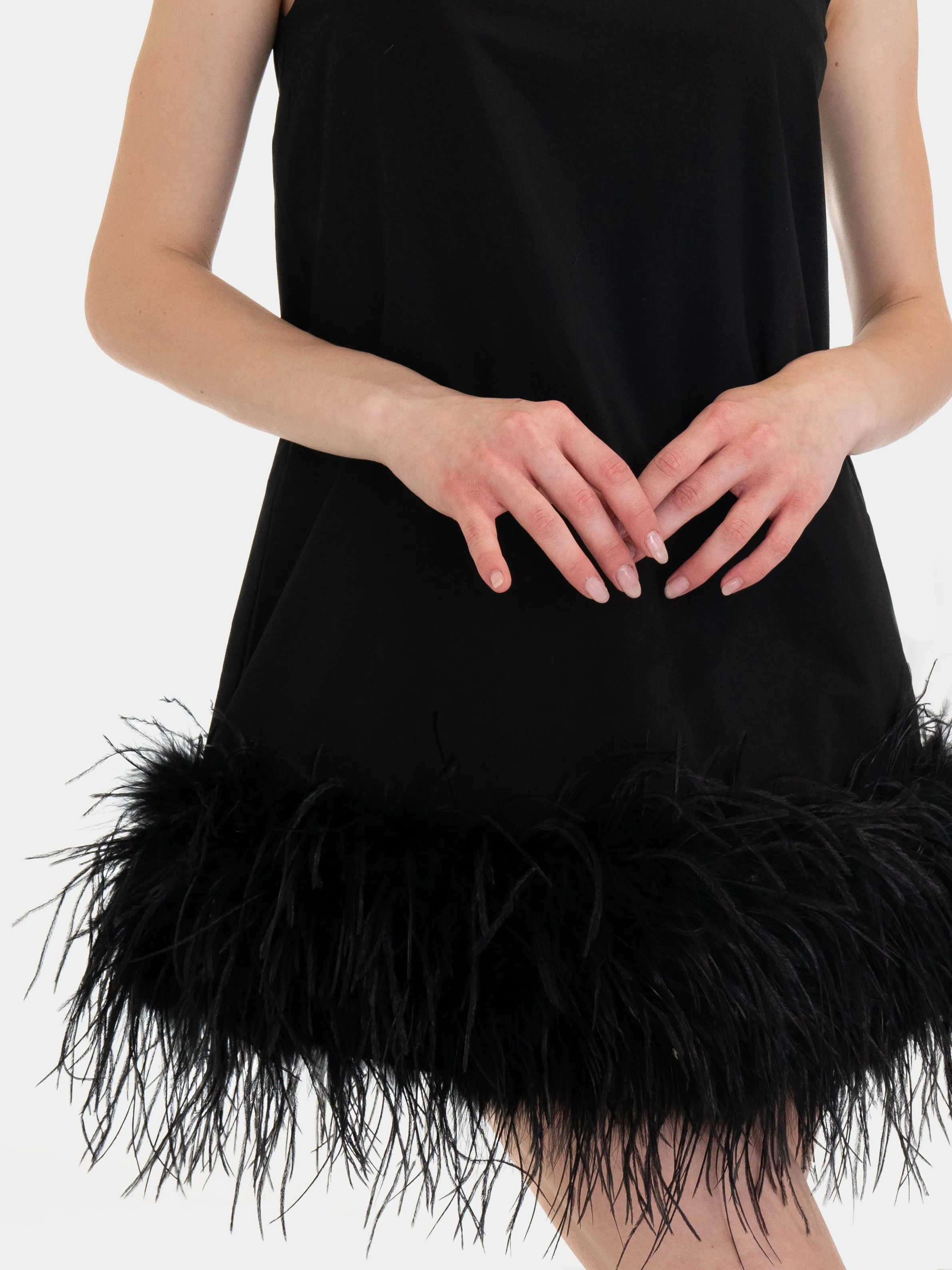 MANHATTAN - Summer dress with feathers - BLACK