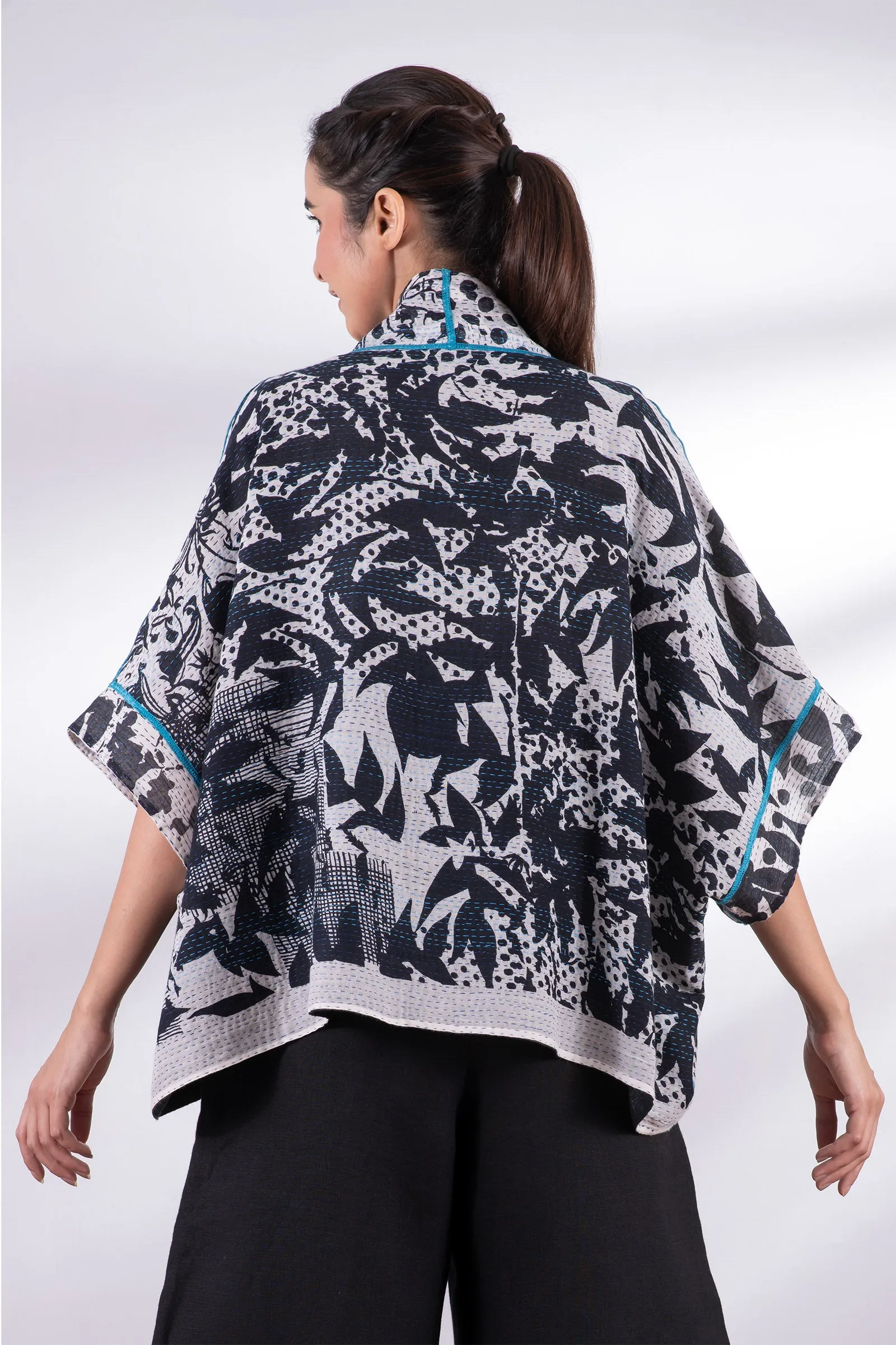 MONOTONE TWILIGHT PRINT KANTHA MINI PONCHO