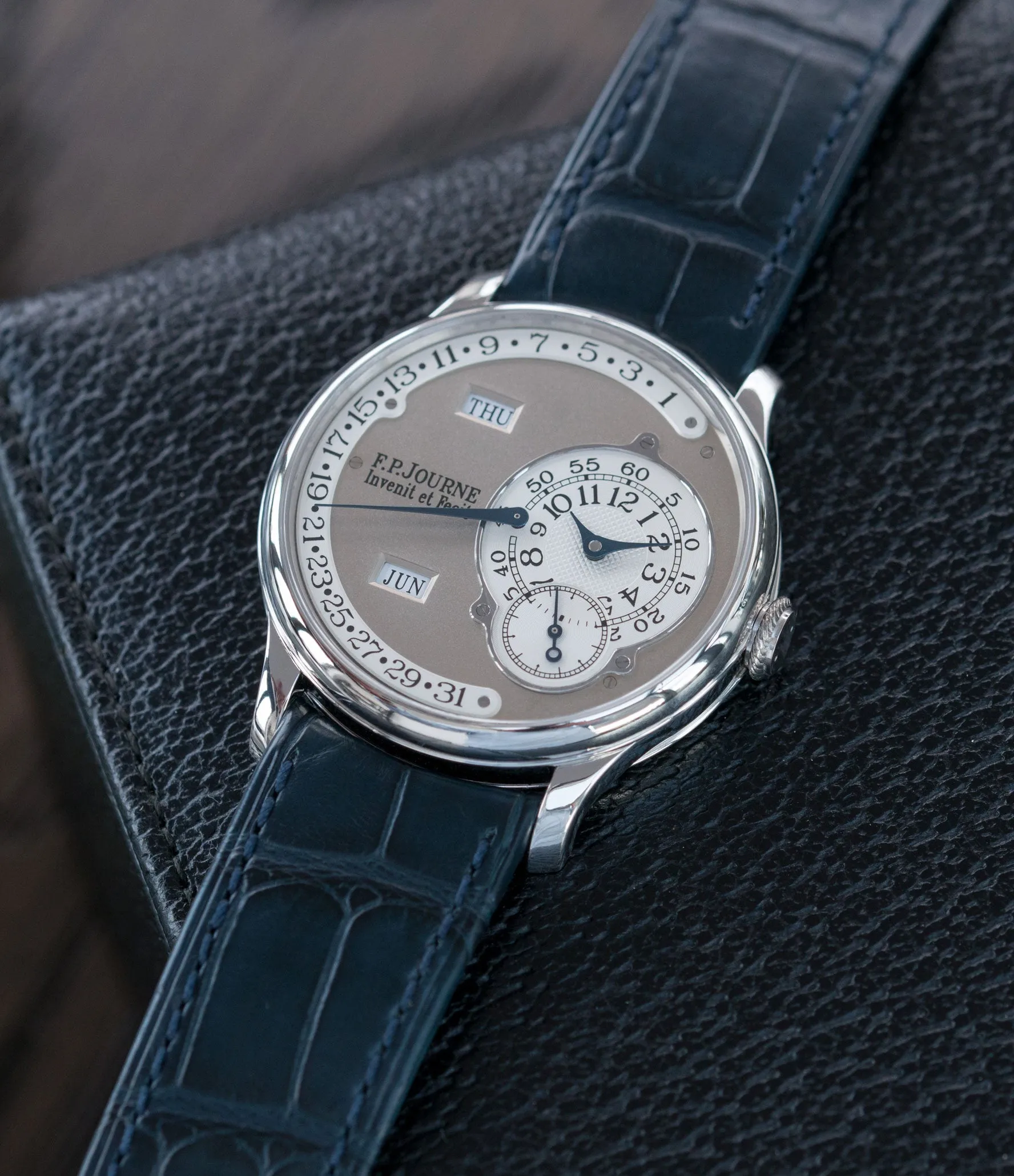 Octa Calendrier | Brass Movement | 38mm | Platinum