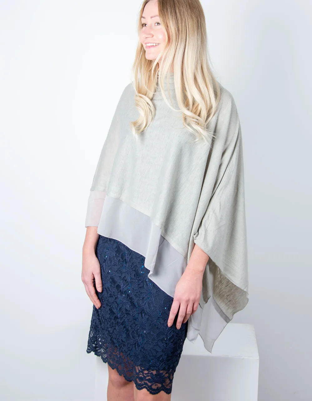 Poncho | Light Grey