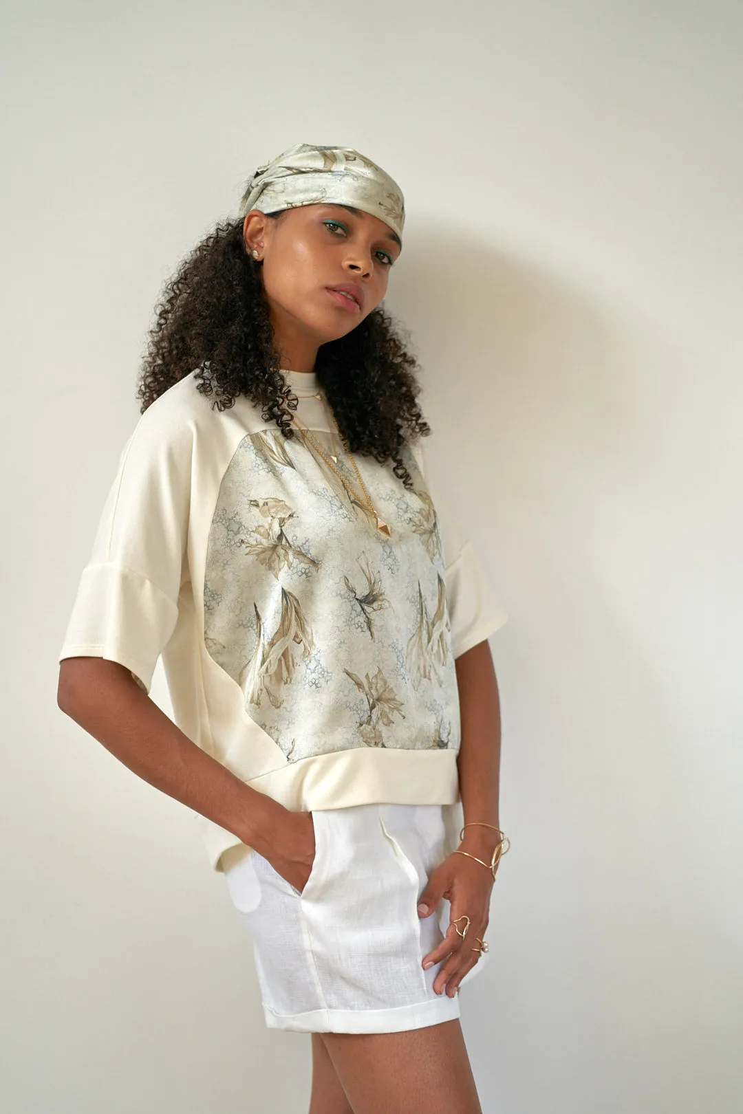 Short Sleeve Silk Sweatshirt Off White Syrian Amaryllis