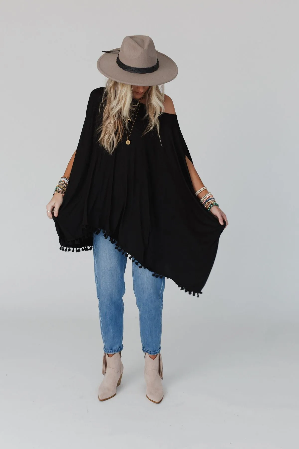 The Nest The Wren Tassel Tunic - Black