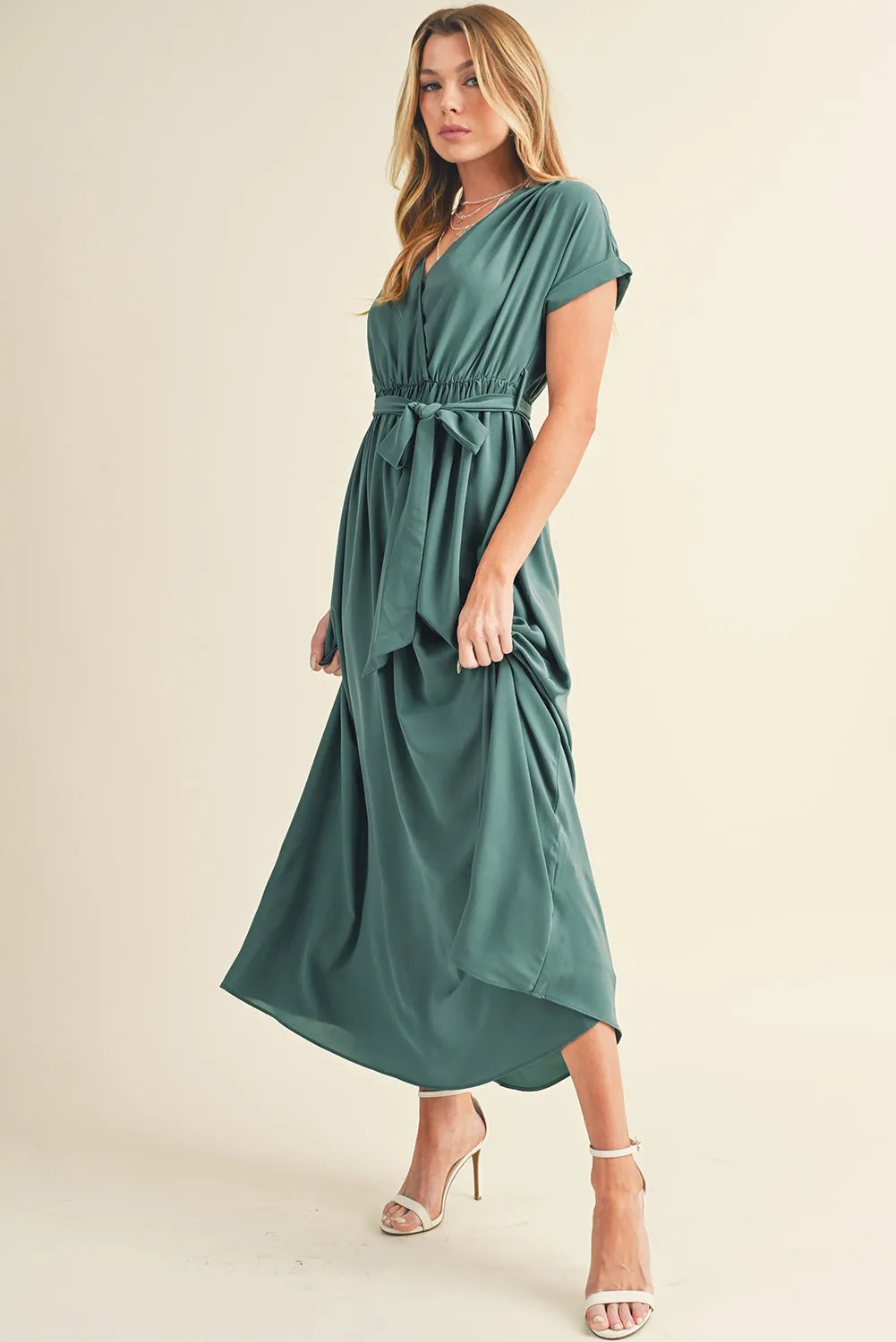 Wholesale Green Wrap V Neck Belted Pleated Maxi Dress